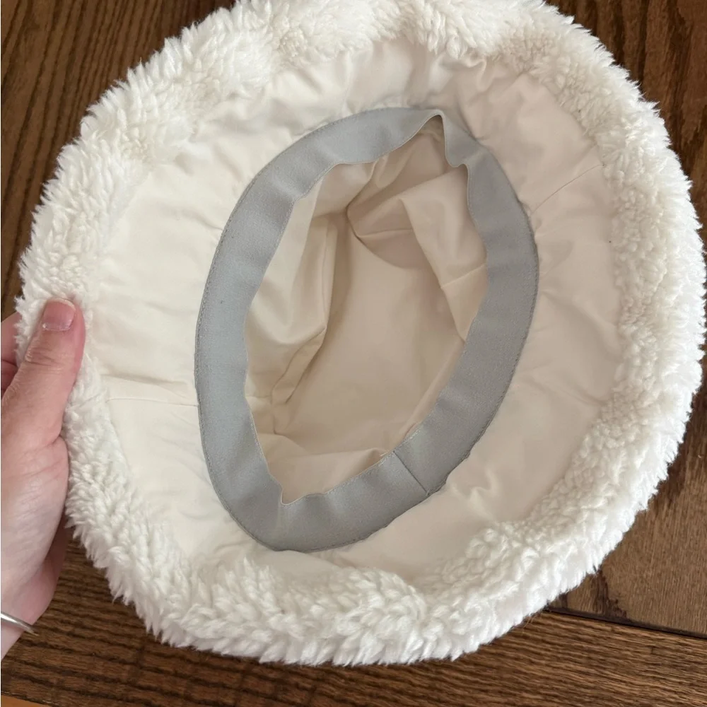 Alo Plush Faux Fur Bucket Hat in White